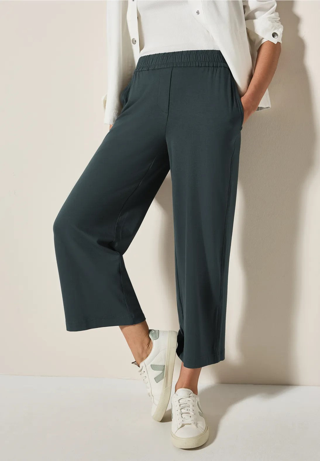 Broek D. Kaki