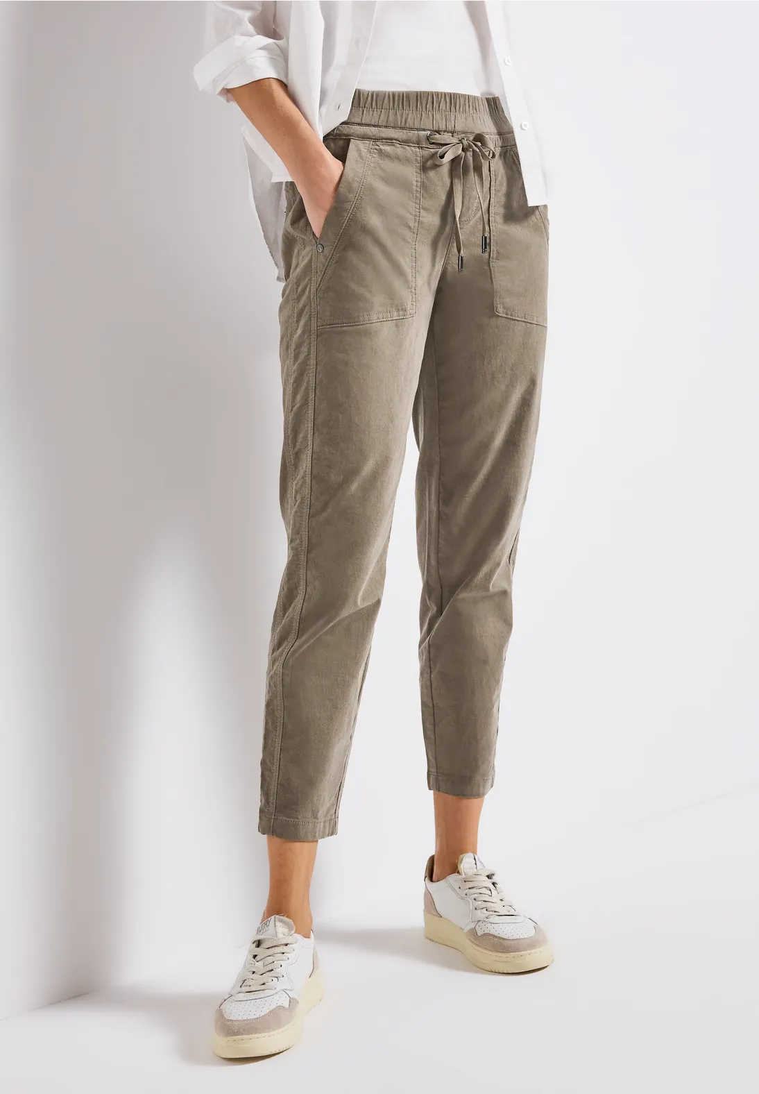 Broek D. Beige uni
