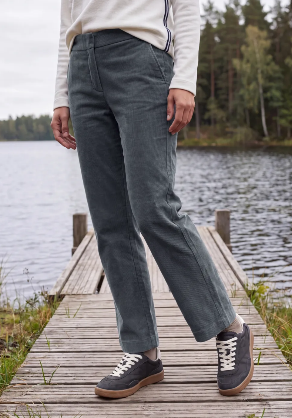 Broek D. Grijs
