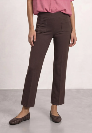 Broek D. Rood