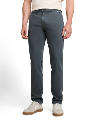 Broek D. Kaki