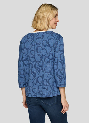 T-Shirt D. Jeans