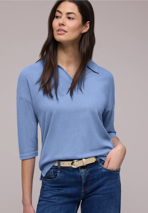T-Shirt L. Jeans
