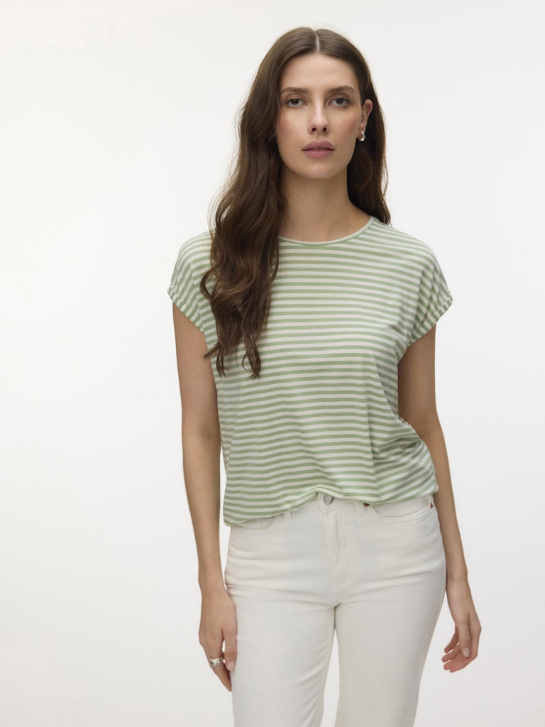 T-Shirt KM L. Groen/color