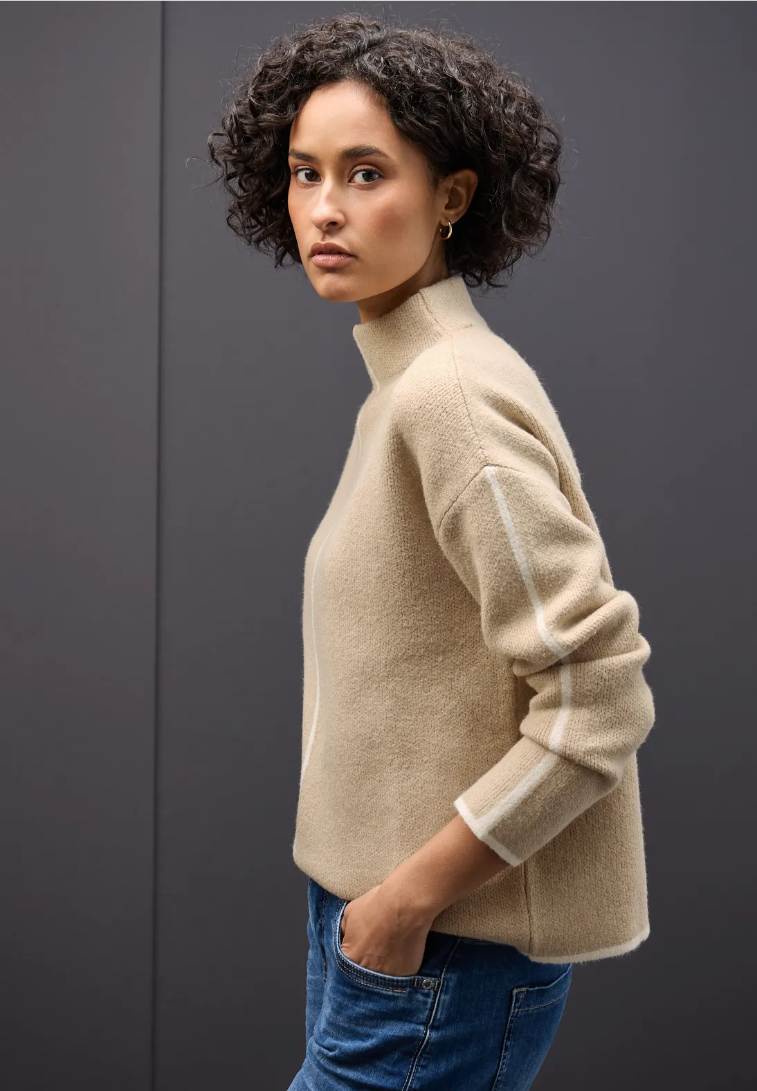 Tricot Pull L. Beige/color